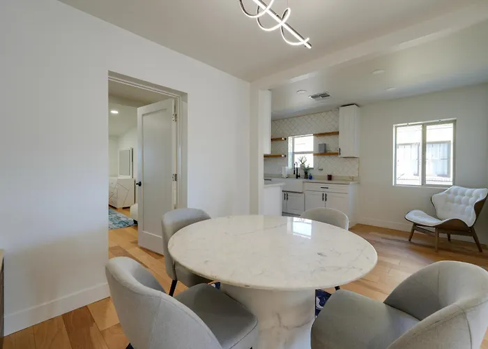 Holiday home 3 Mi To Dtwn! Family & Pet-friendly Gem In Phoenix